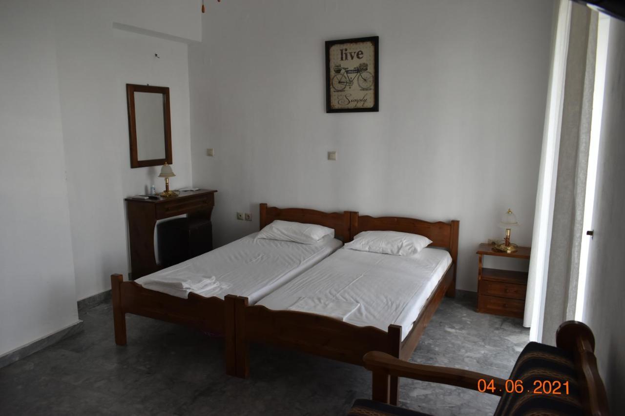 Ouranias Studios كارداميلي المظهر الخارجي الصورة